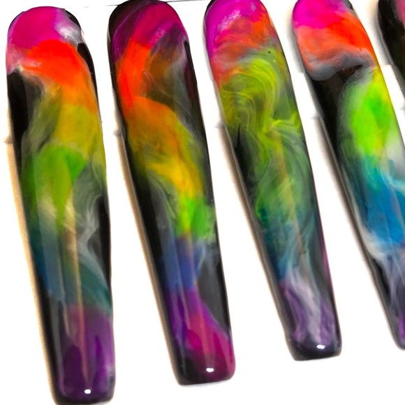 Custom Handmade Set of 22 Press On Nails 2X Long Coffin Shape Black & Ne… - Picture 2 of 9